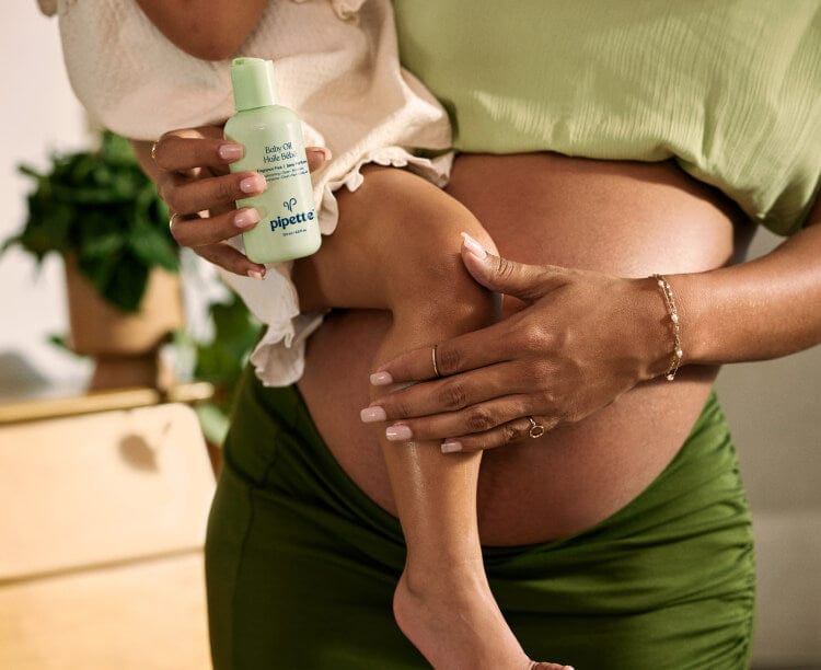 Mom & Baby with Pipette Baby Oil